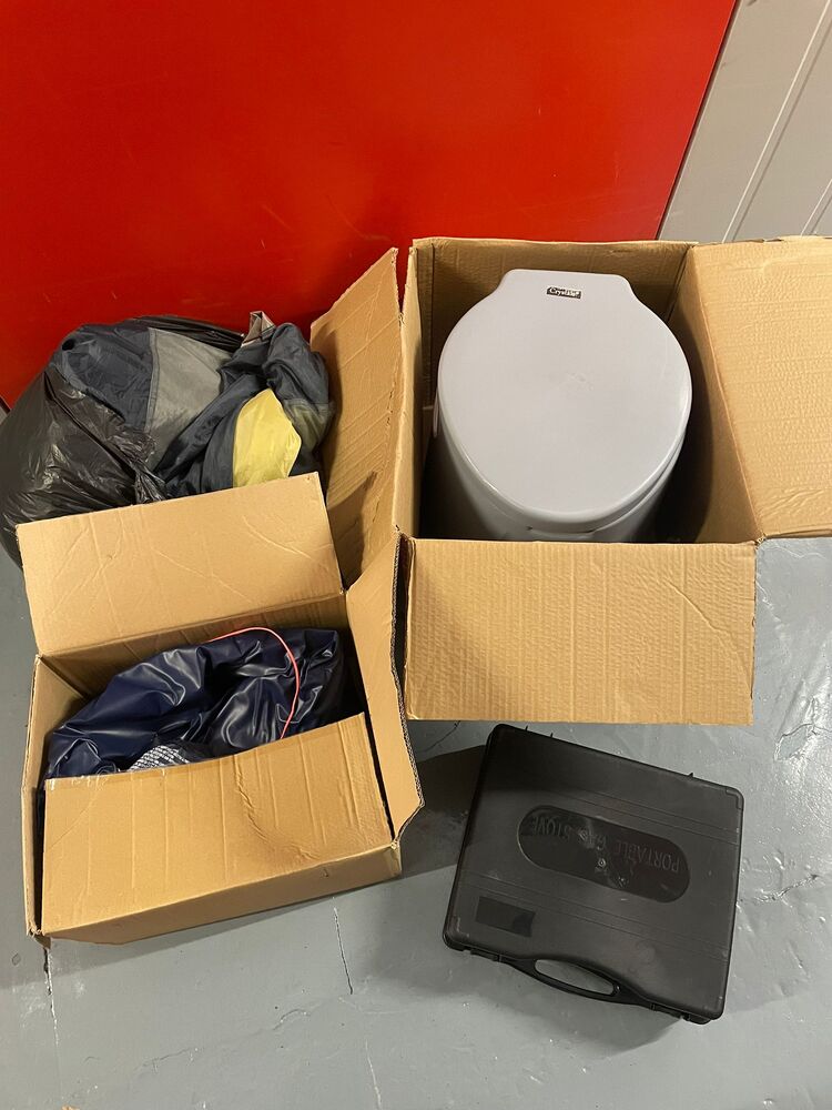 Stockport Central Self storage auction IB-5712