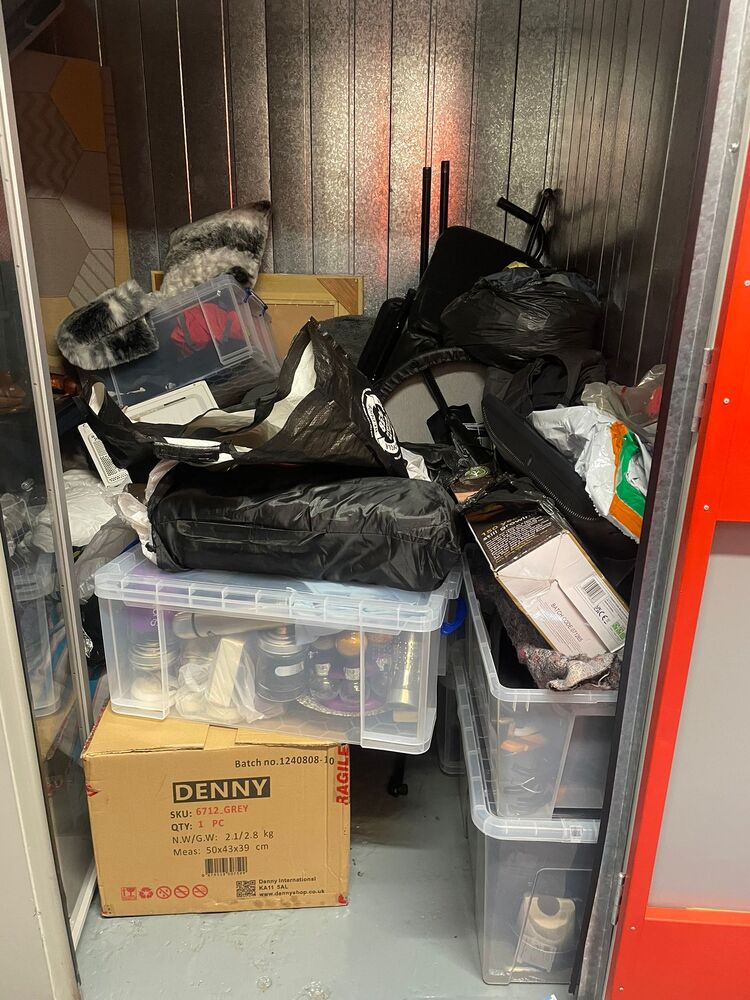 Stockport Central Self storage auction IB-5712 24