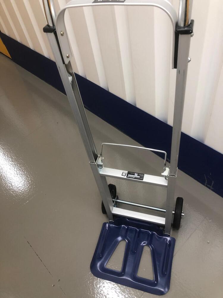 Crayford Storage Unit auction IB-7426