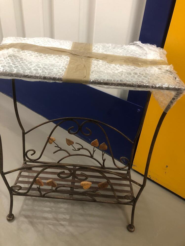 Crayford storage facility unit auction IB-7426