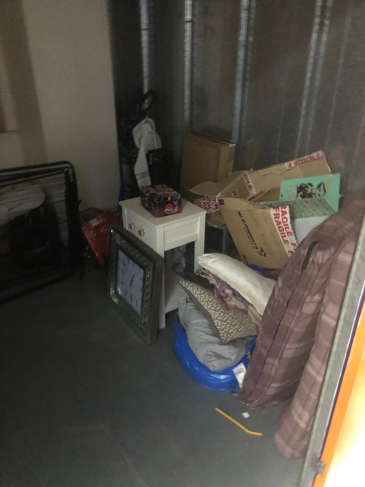 Swanley Storage Unit auction IB-9341