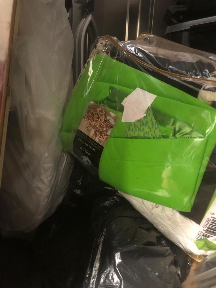 Orpington Self storage unit auction IB-8438