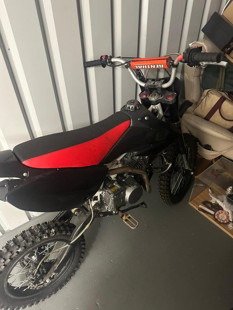 Swindon Storage auction IB-1217