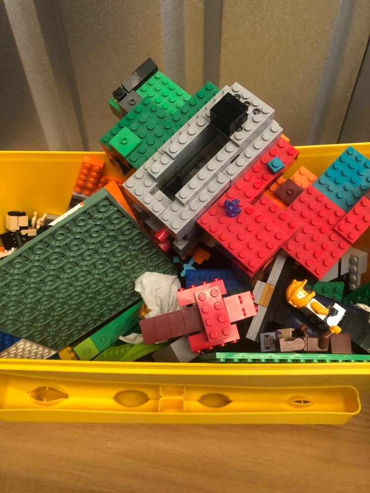 Slough Storage Unit auction IB-6959 42