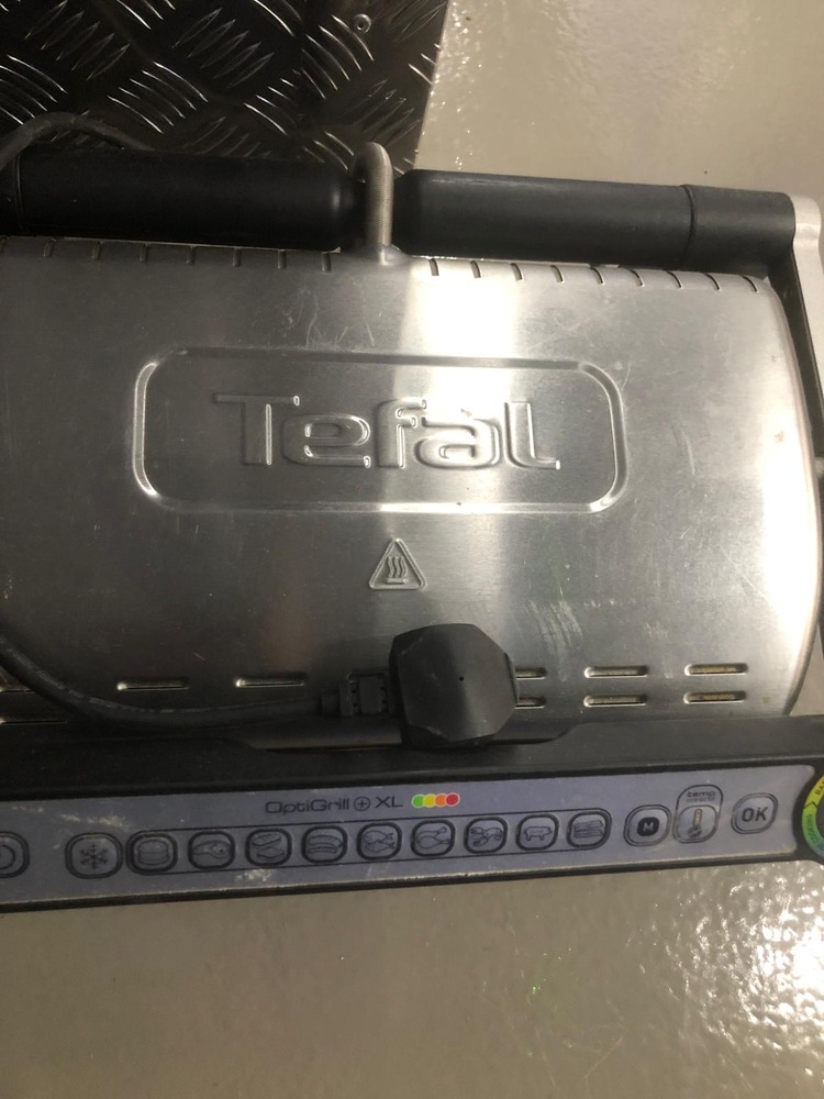 Slough storage facility unit auction IB-8741