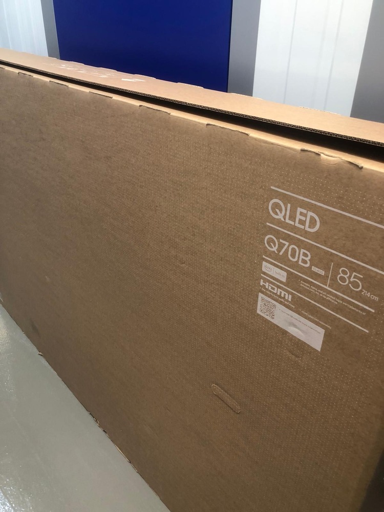 Slough Storage Unit auction IB-8741 32