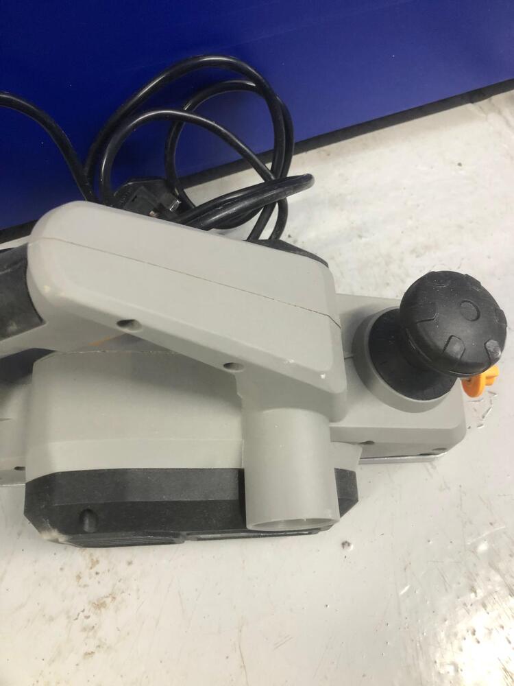 Bow Storage Facility auction IB-3878