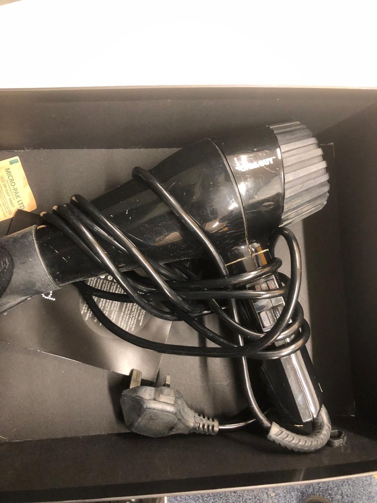 Guildford Storage auction IB-8257 20