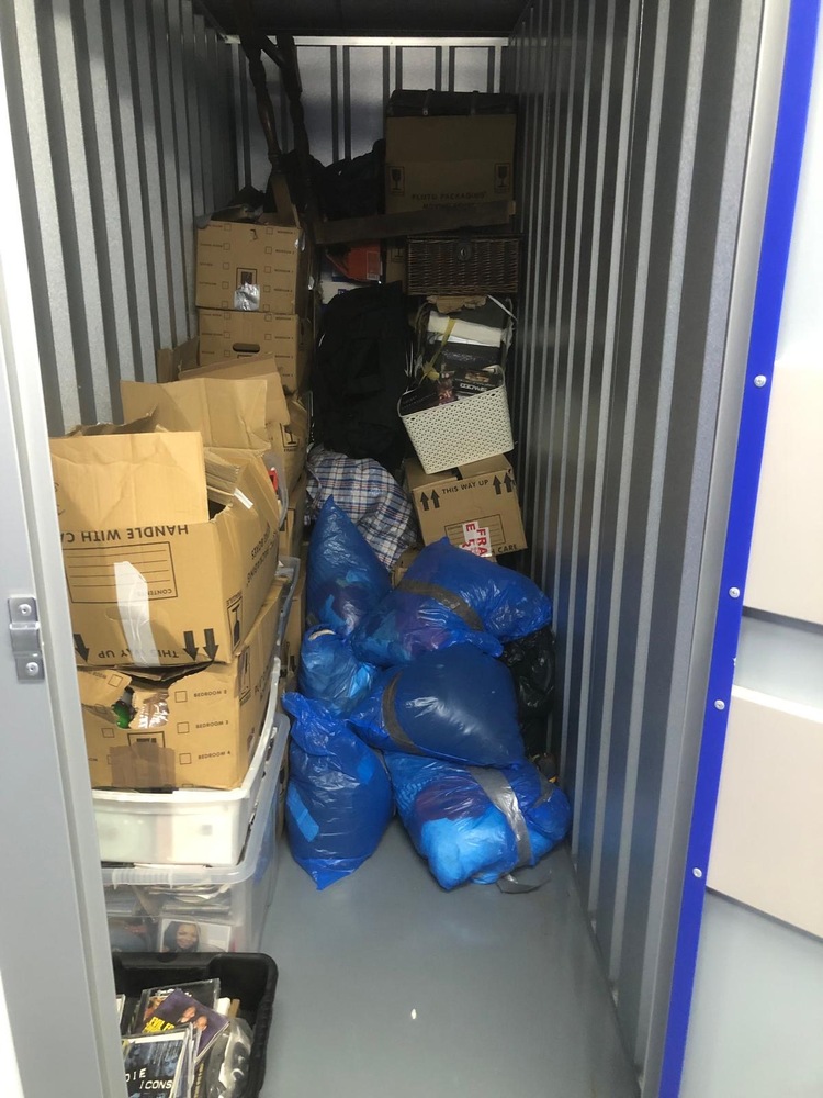 Lea Bridge Storage Unit auction IB-1375