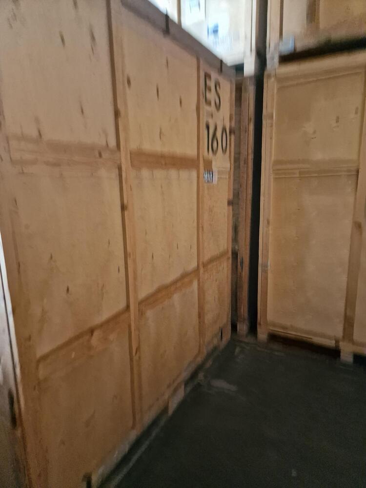 Newhaven Storage auction IB-8477