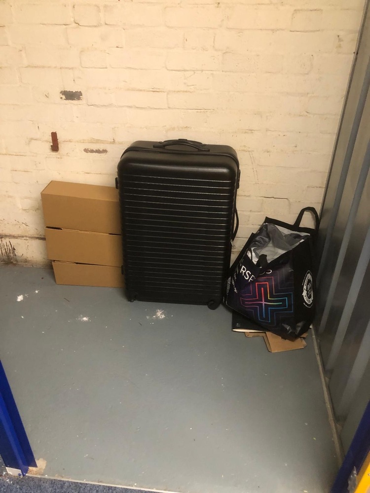 Enfield Storage auction IB-7830