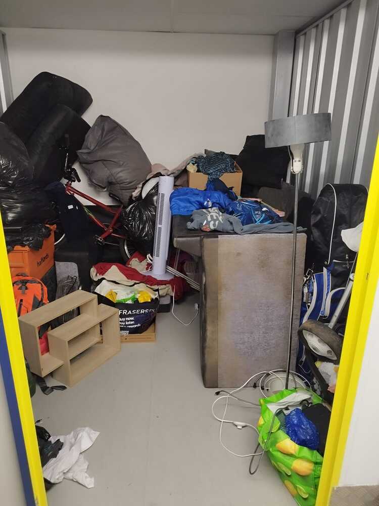 LEEDS Storage auction IB-8352