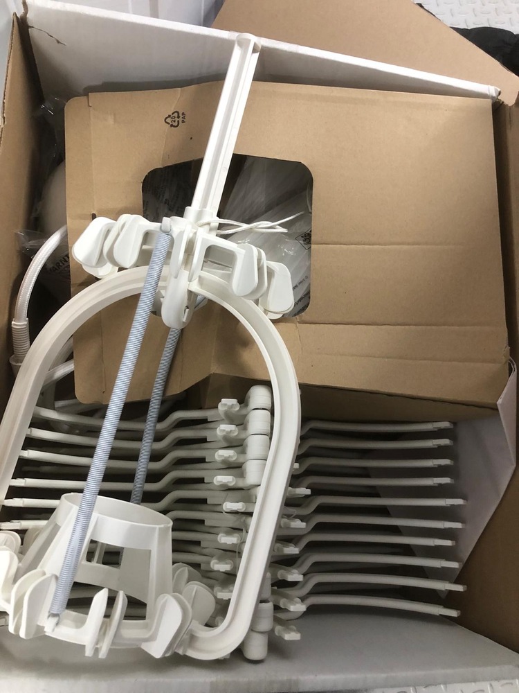 Bow Self storage unit auction IB-6711 13