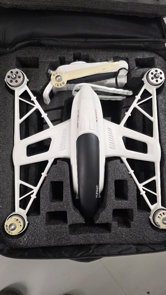 TRAFFORD Storage Unit auction IB-1548