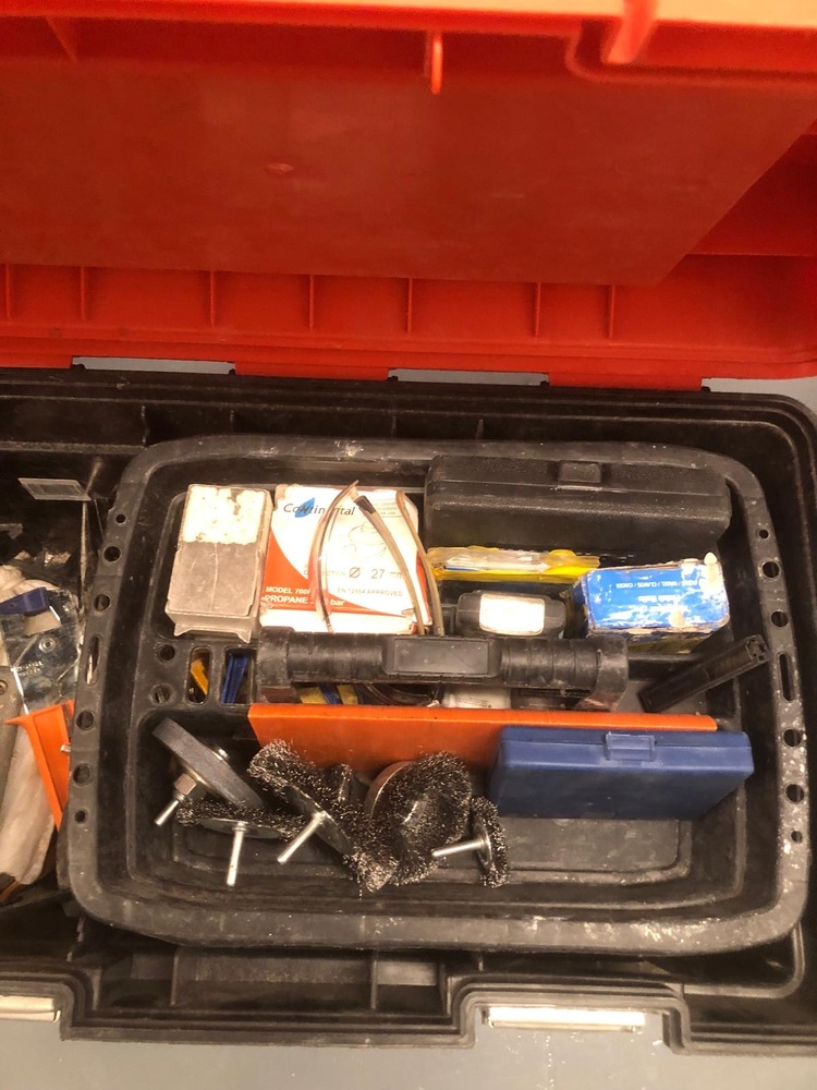 Staples Corner Self storage facility auction IB-8842