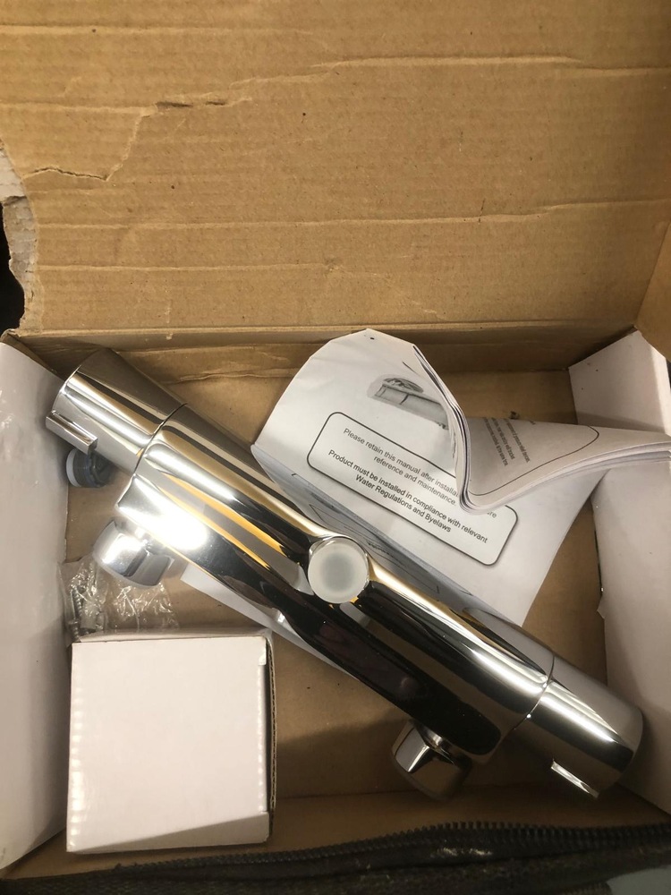 Staples Corner storage facility unit auction IB-8842 16