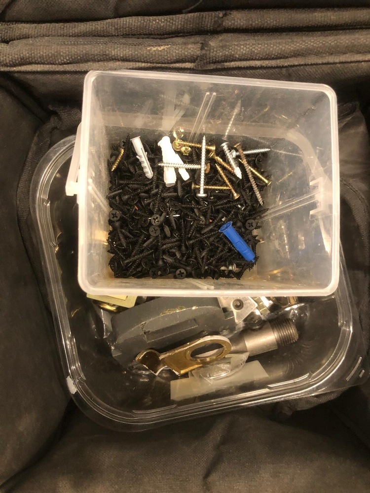 Staples Corner Self storage unit auction IB-8842 53