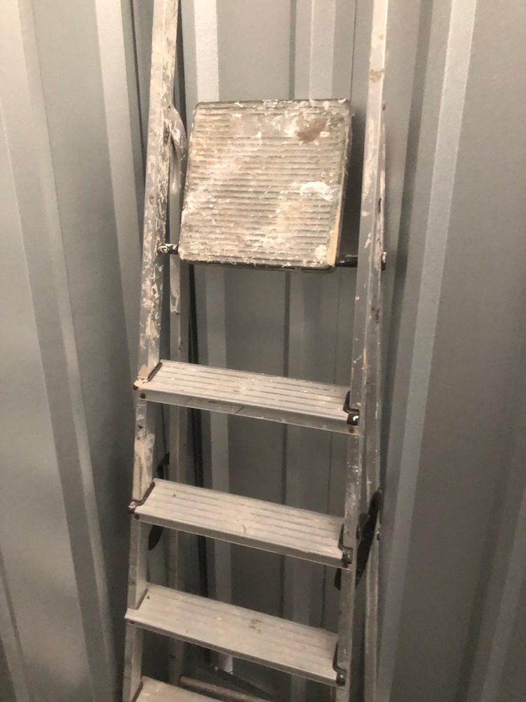 Staples Corner Self storage unit auction IB-8842 53