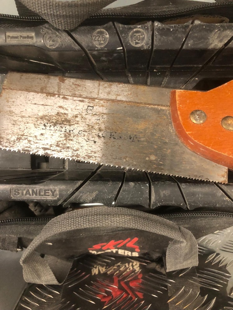 Staples Corner Storage auction IB-8842 50