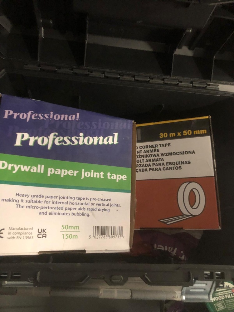 New Southgate (Bounds Green) storage facility unit auction IB-9508