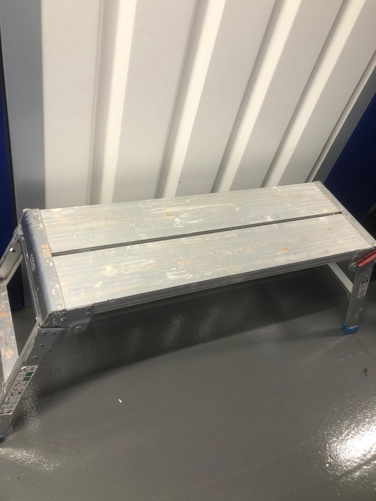 New Southgate (Bounds Green) Self storage unit auction IB-9508 13