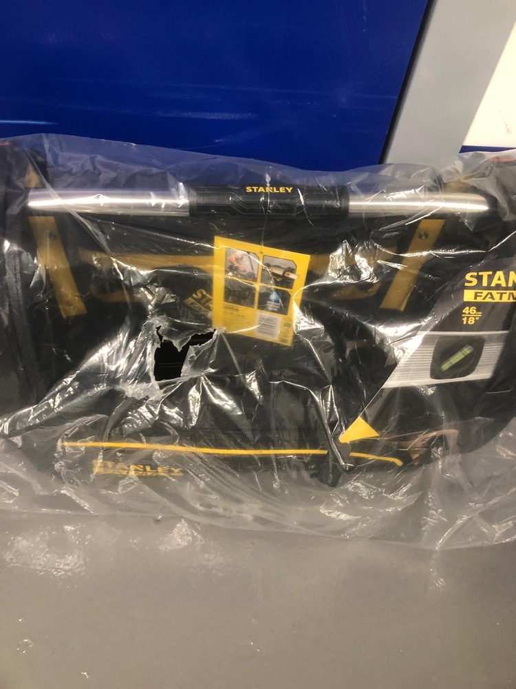 New Southgate (Bounds Green) Storage auction IB-9508 40