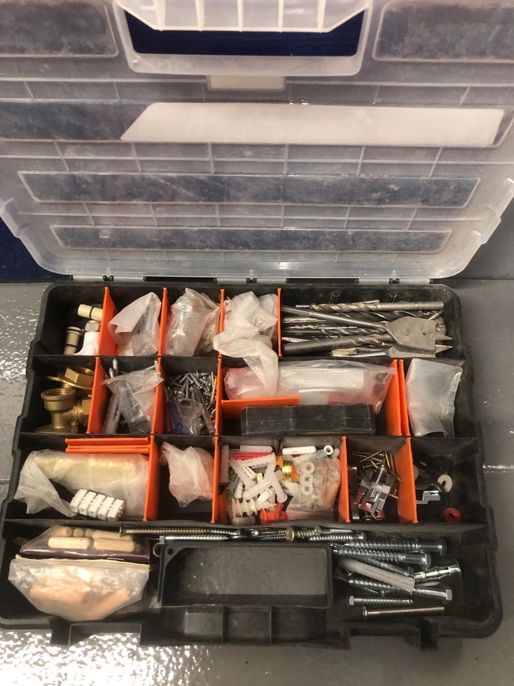 New Southgate (Bounds Green) Storage Unit auction IB-9508 42