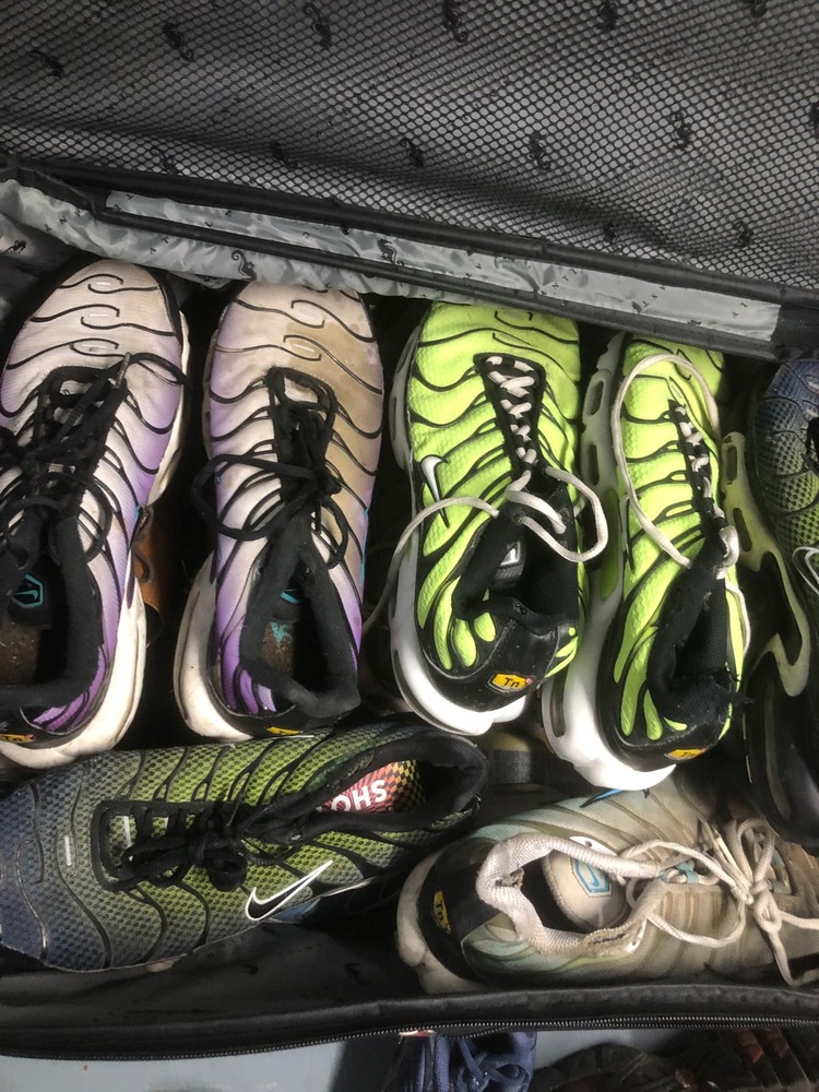 Wembley Self storage unit auction IB-4285 43