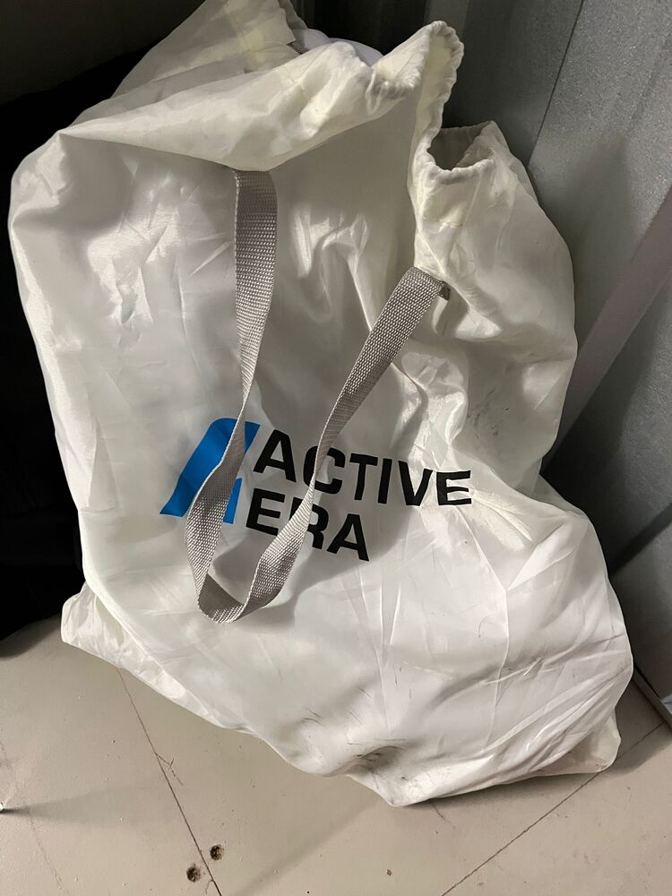 BLACKBURN Self storage unit auction IB-5645