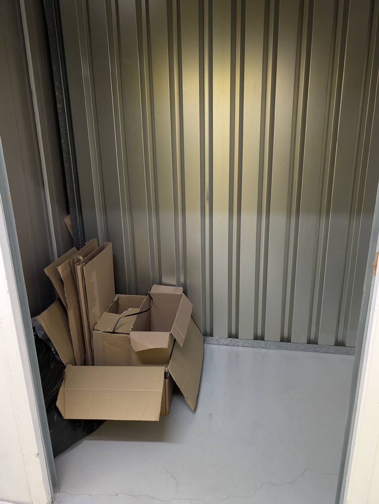StorageMart Bognor Regis Storage Unit auction IB-1313