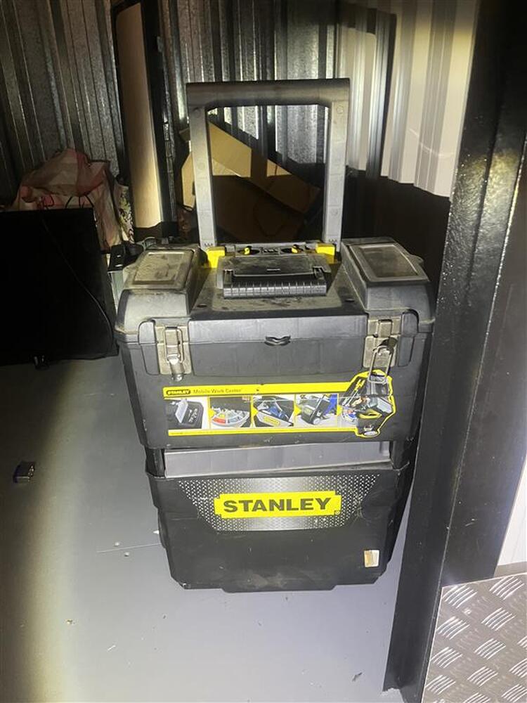 Storebox Bishop Auckland Self storage auction IB-5180