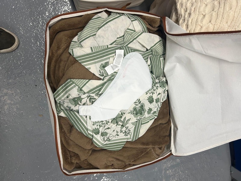 Paddington Self storage unit auction IB-5288 13