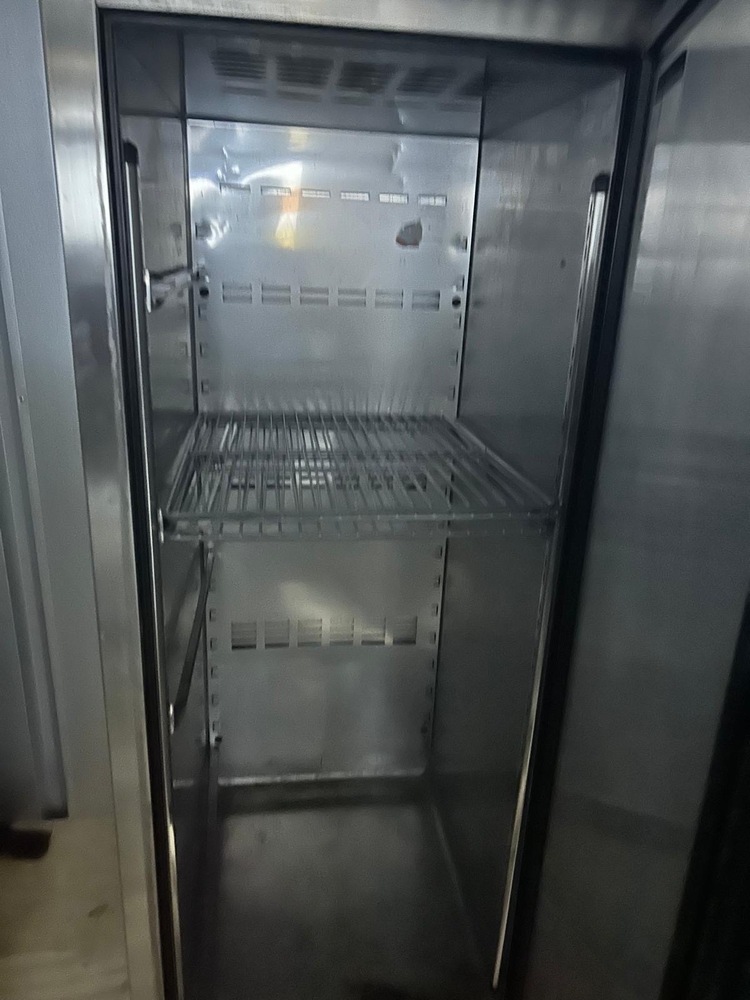 Paddington Self storage unit auction IB-1471