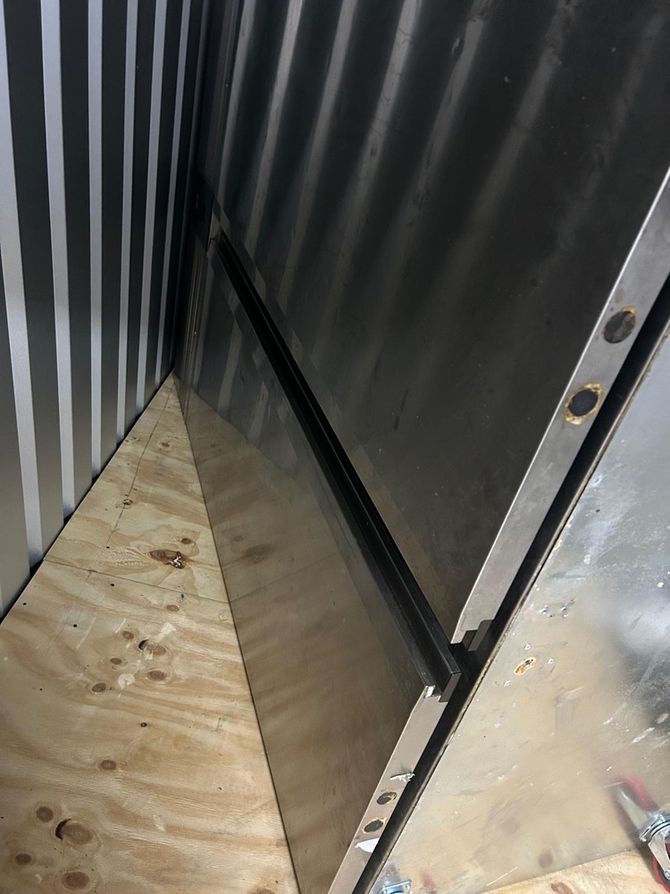 Paddington Storage auction IB-1471 10