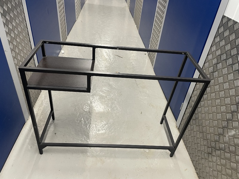 Paddington Storage Unit auction IB-2595