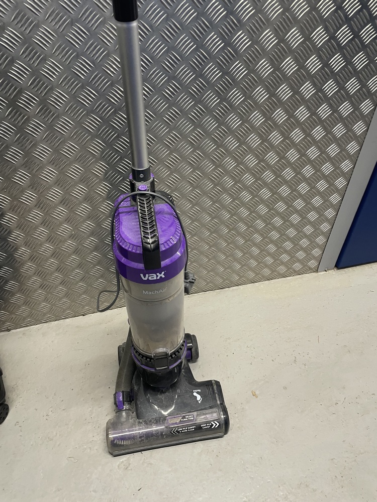 Paddington Storage auction IB-2595 10