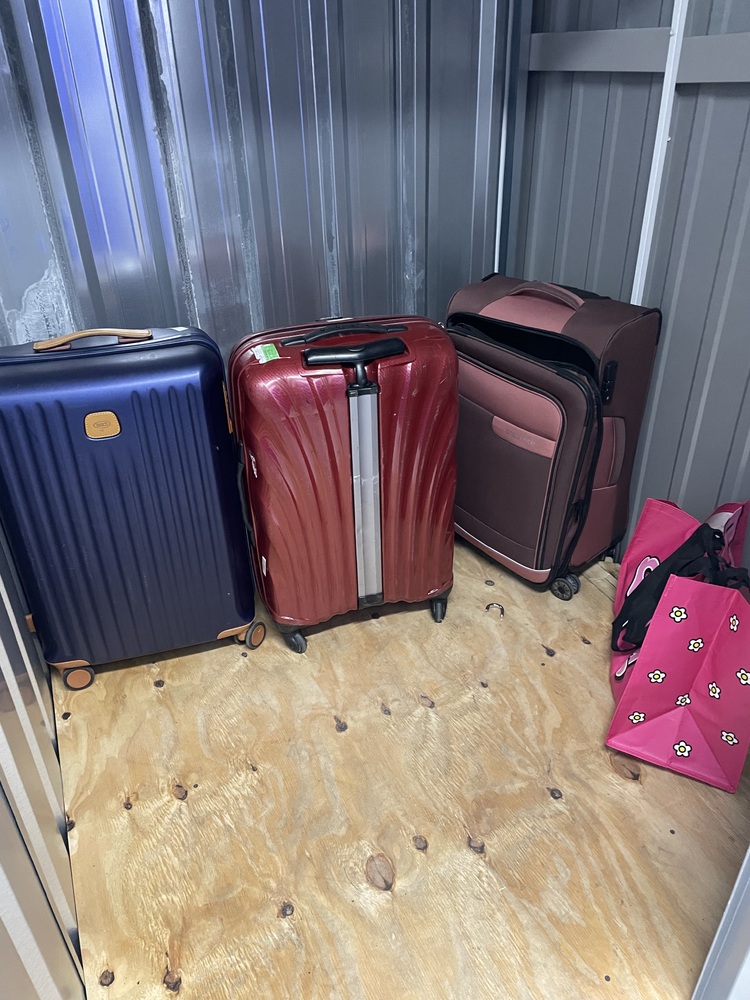 Paddington Self storage auction IB-3452