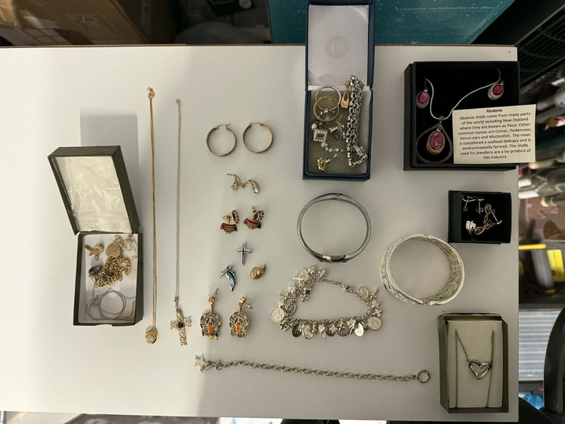 The Storage Team York Self storage unit auction IB-8648