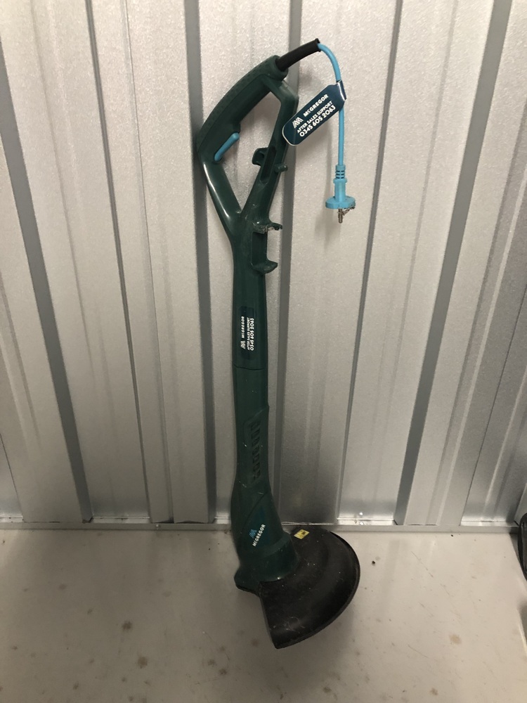 The Storage Team York Storage Facility auction IB-8648 81