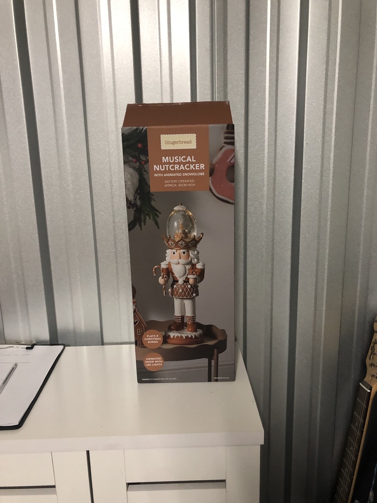 The Storage Team York Storage auction IB-8648 70