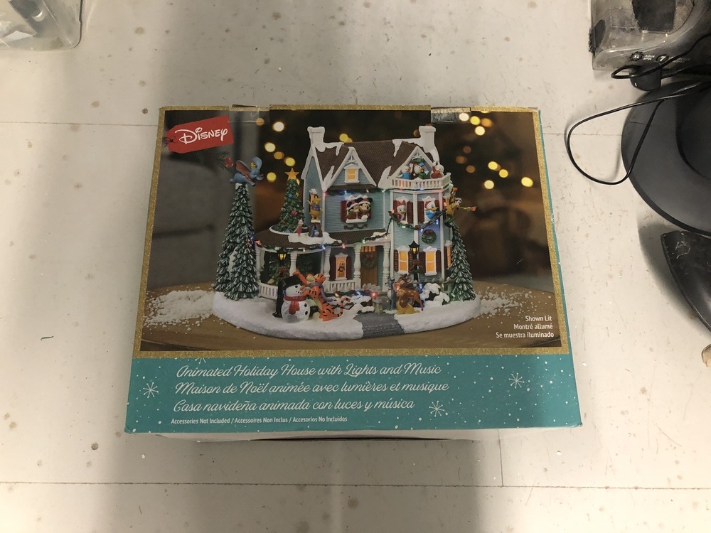 The Storage Team York storage facility unit auction IB-8648 56