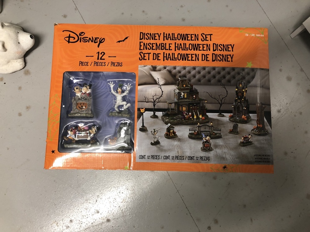 The Storage Team York Self storage facility auction IB-8648 95