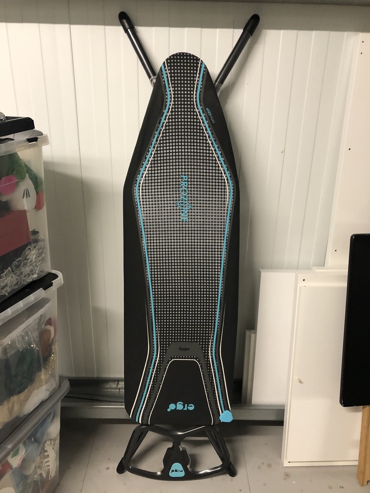 The Storage Team York Self storage auction IB-8648 94