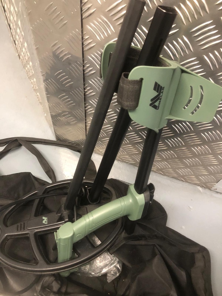 Edgware Storage Facility auction IB-8008