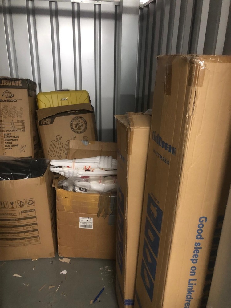 Edgware Self storage auction IB-3947 24