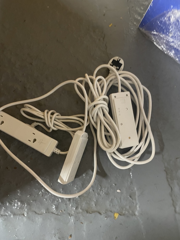 Notting Hill Storage Unit auction IB-9021