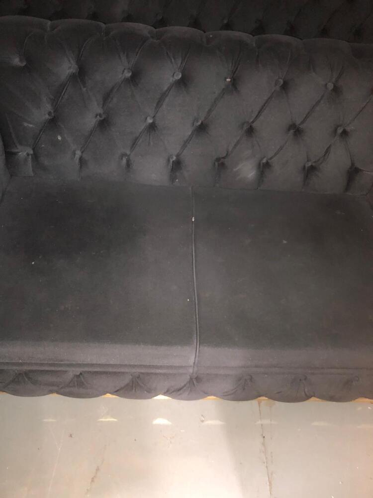 Enfield Storage Unit auction IB-2497