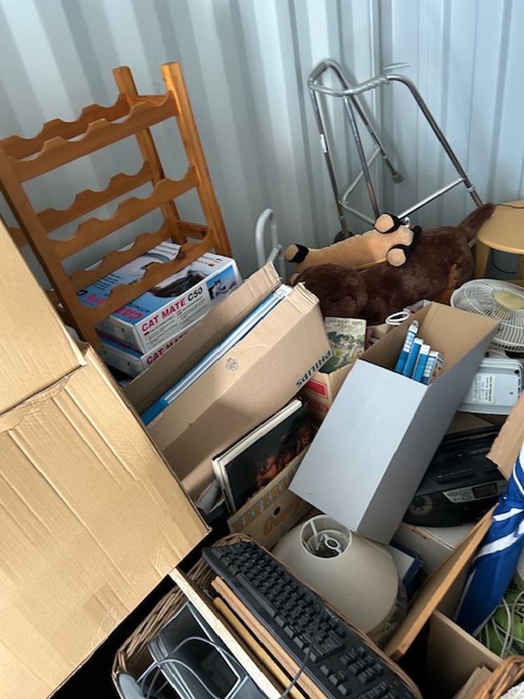 Moorfield farmyard Self storage auction IB-5455