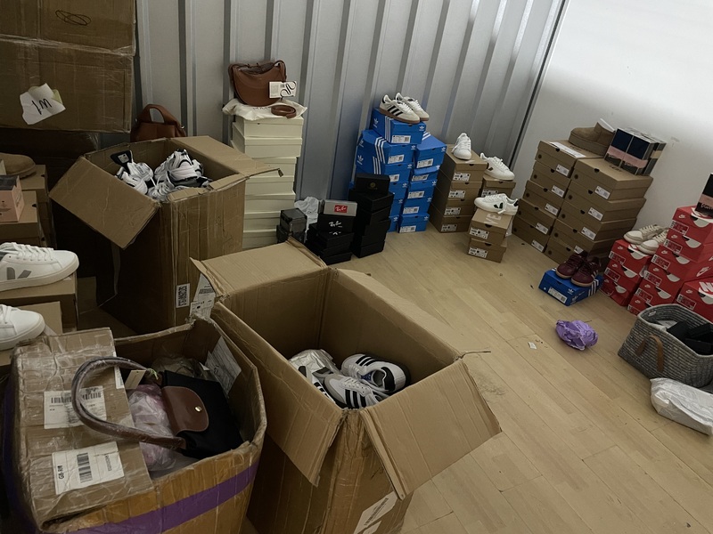 Acton Self storage unit auction IB-9903 53