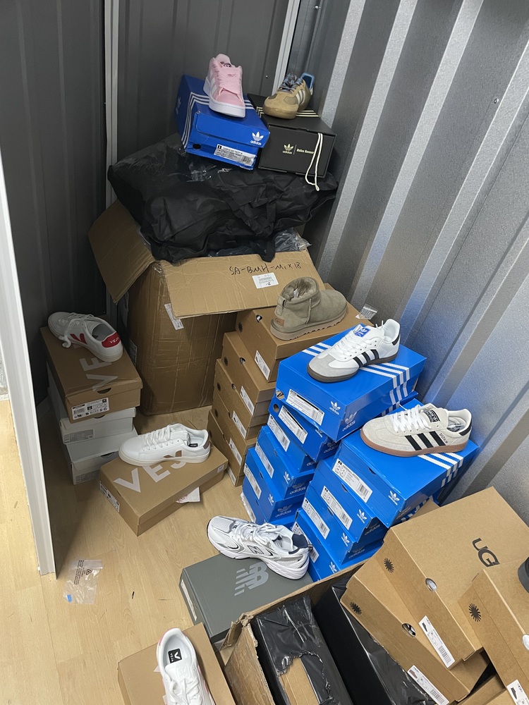 Acton Storage auction IB-9709